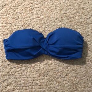 Victoria’s Secret Push-up bandeau bikini top